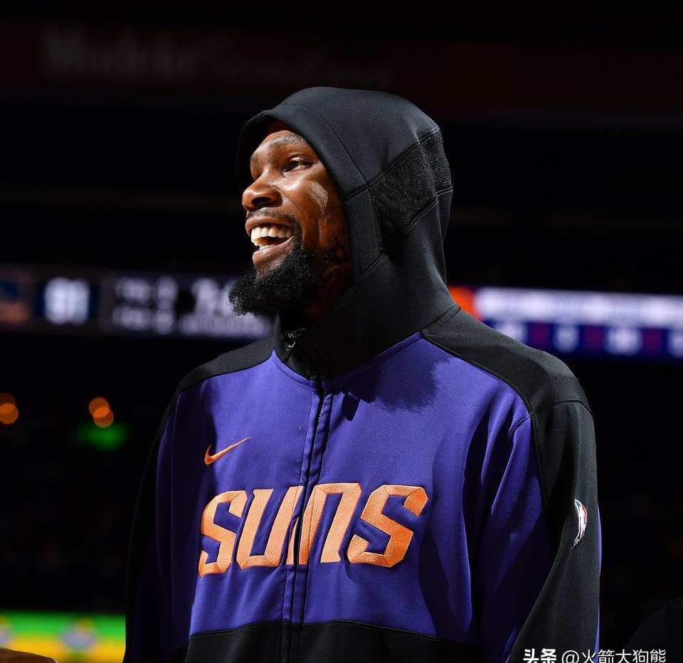 九游体育里程碑夜！菲尼克斯太阳回应争议；CBA季后赛加时末段刷纪录；引发热议；更衣室氛围转暖的简单介绍